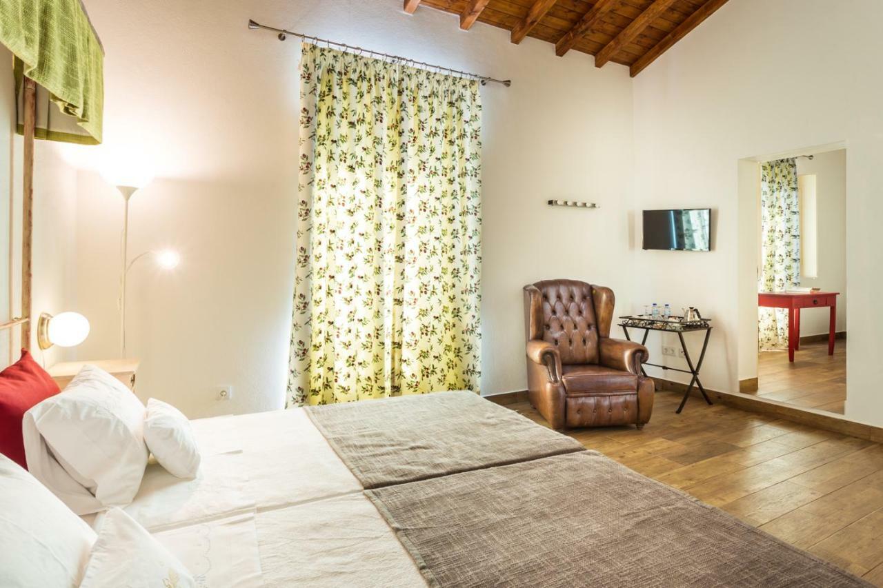 Hospedaria Da Roda Sousel Экстерьер фото